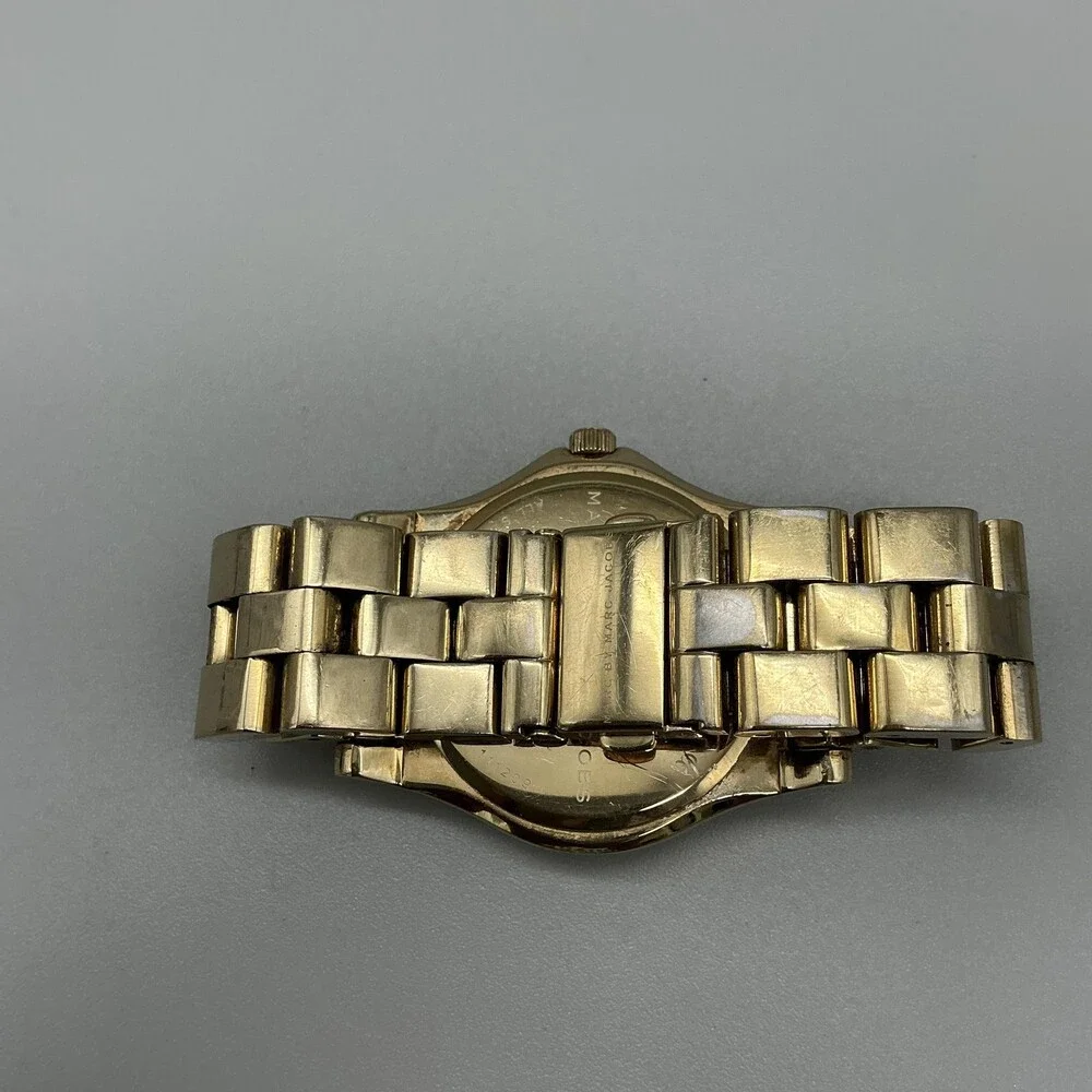 Marc By Marc Jacobs Womens Watch 41mm Gold Tone MBM3137 New Battery 5.5